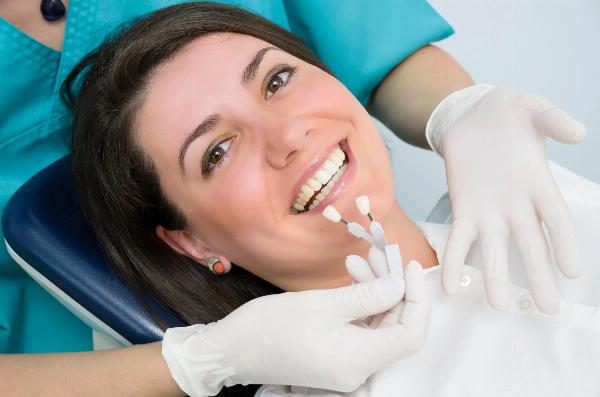 Discover the Magic of Dental Veneers: Transform Your Smile