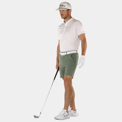 What are the Differences Between Golf and Polo T-Shirts?
