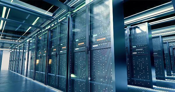 Why Consider Size and Power Consumption When Choosing a Compact Server?