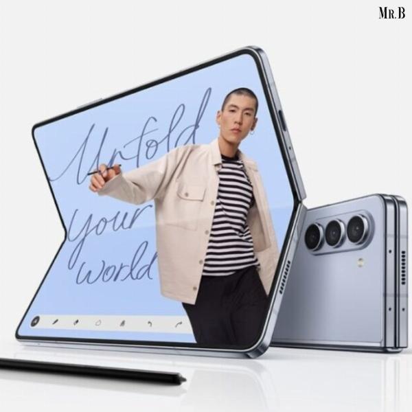 Samsung Galaxy Z Fold 6: Bridging the Gap Between Foldable and Bar-Shaped Smartphones