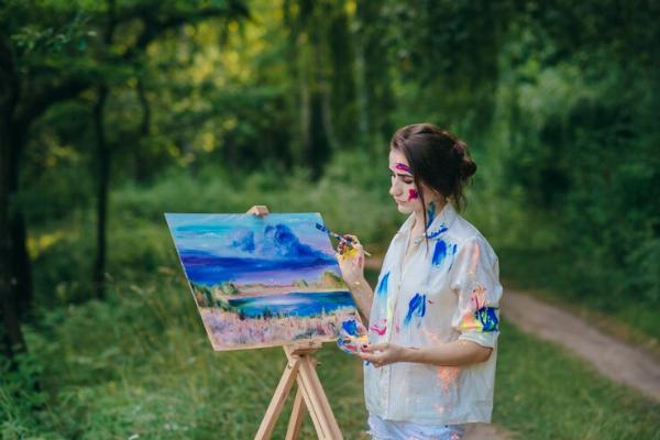 Exploring the Role of Color and Light in Camden's Painting
