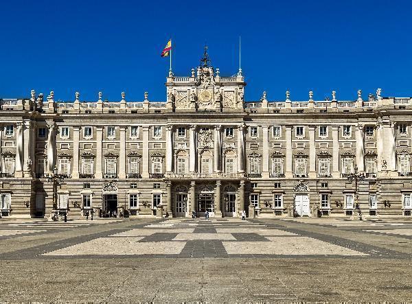 Exploring Spain: 7 Must-Visit Attractions