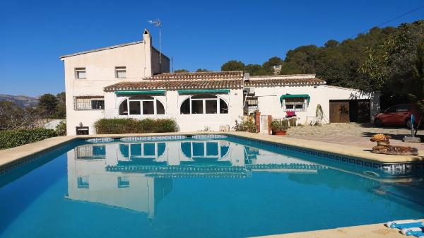 Valencia’s Hidden Gems: Emerging Neighbourhoods for Property Investors