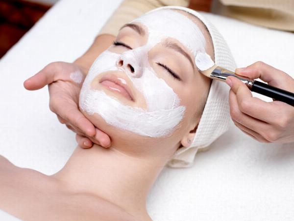 Skin Lightening Products Market Trends, Share, Size, Key Players and Forecast 2024-2032