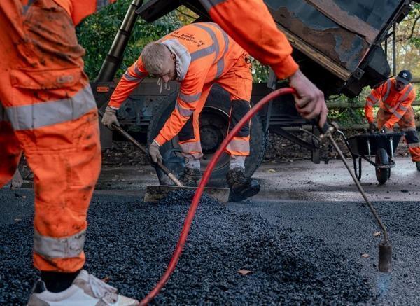 The Benefits of Choosing Southampton Tarmac Surfacing for Your Property
