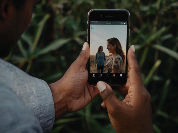 Mobile Engagement Analysis 2024: Trends and Insights