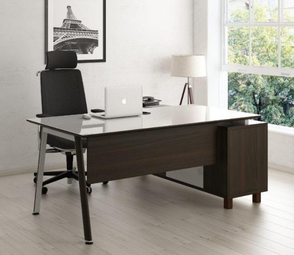 Transforming Workspaces: The Latest Trends in Office Table Design