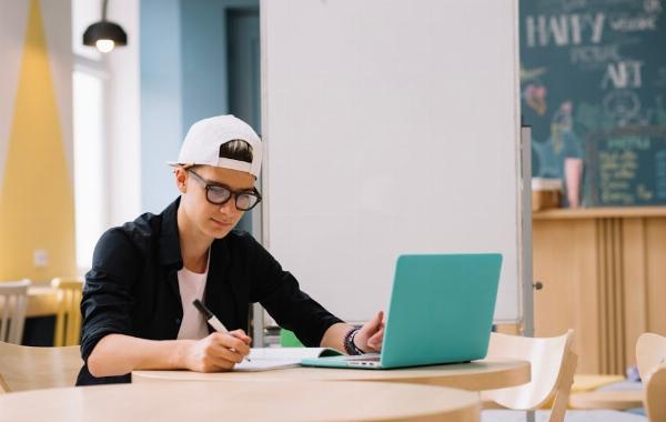 8 Tips on Writing Perfect College Assignments