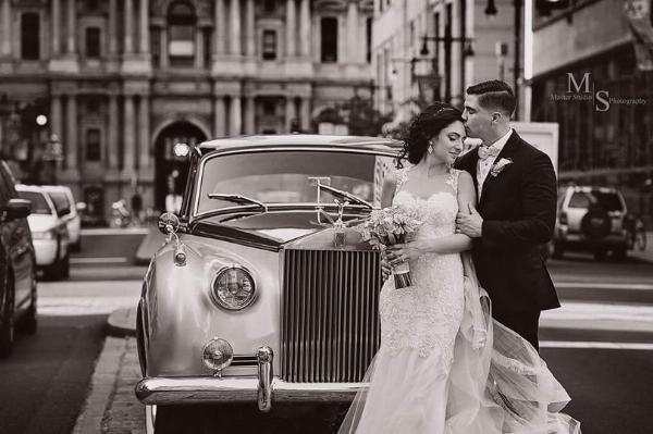 Top Reasons to Choose a Wedding Limo Service for Your Big Day