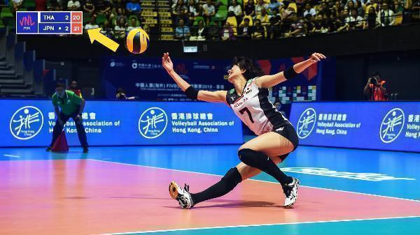 The Ultimate Guide to Cleaning Your Volleyball Shoes: Tips and Tricks