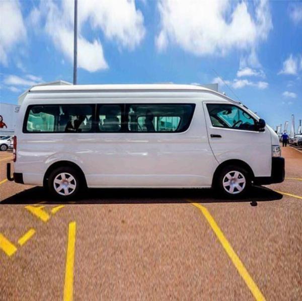 Why Airport Shuttle Byford is the Best Choice for Stress-Free Airport Transfers