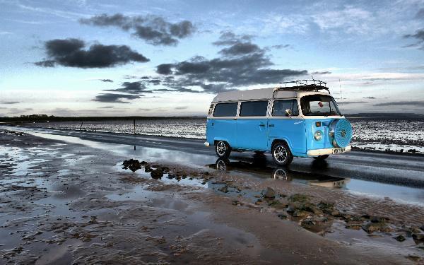 Campervan Rental Market Forecast 2024-2032