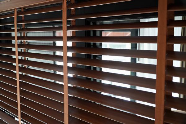 Everything You Need to Know About Wood Blinds: Benefits, Types, and Maintenance