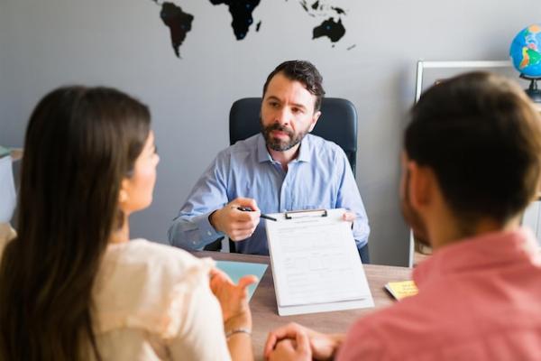 Why go ahead with an experienced visa consultant?