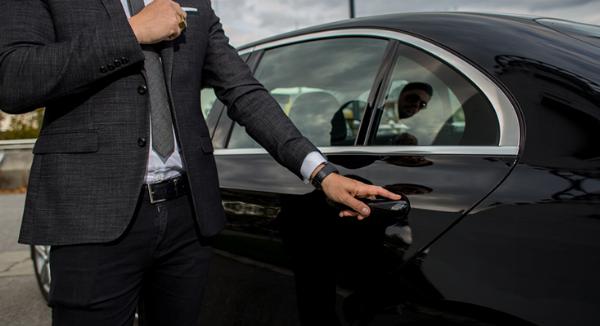 Discover the Best Driver Service in Mumbai with Driver Chahiye