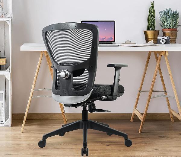 Top 10 Ergonomic Features to Look for in a Study Chair