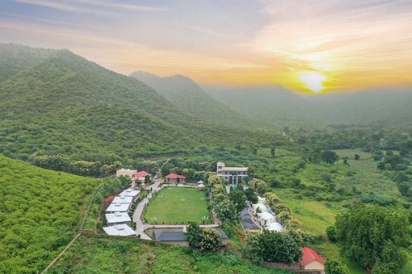Pet-Friendly Stays at Kavish Hotels & Resorts