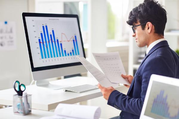 Solar Charge Controller Market Set to Expand with a CAGR of 6.49% by 2030
