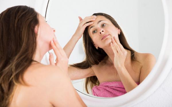 Peptide Cream vs. Retinol: Which is Best for Anti-Aging?
