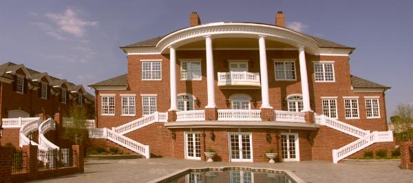 Understanding Balustrades: Definition, Types, and Design Tips for Modern Architecture