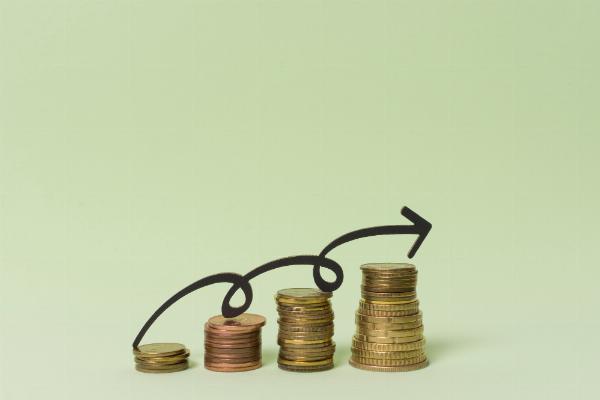 The Wage Uplift: Leveraging Minimum Pay for Business Excellence