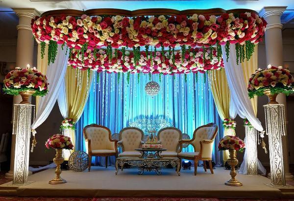 Social Media and Marriage: How Instagram is Shaping Modern Weddings