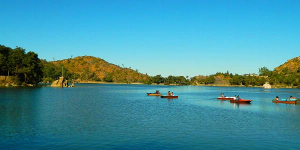 Exploring Nakki Lake in Mount Abu: A Gem of Rajasthan