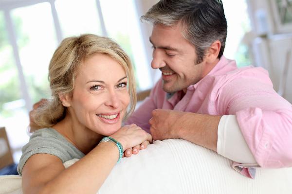 The Benefits of Bio-Identical Hormone Replacement Therapy for Women Over 40