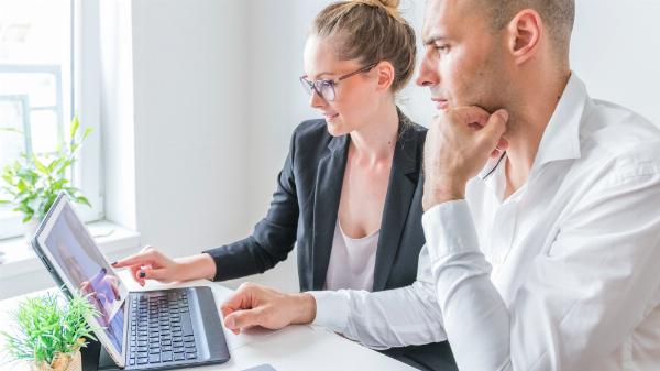 Maximizing Business Efficiency: The Benefits of IT Consulting Services