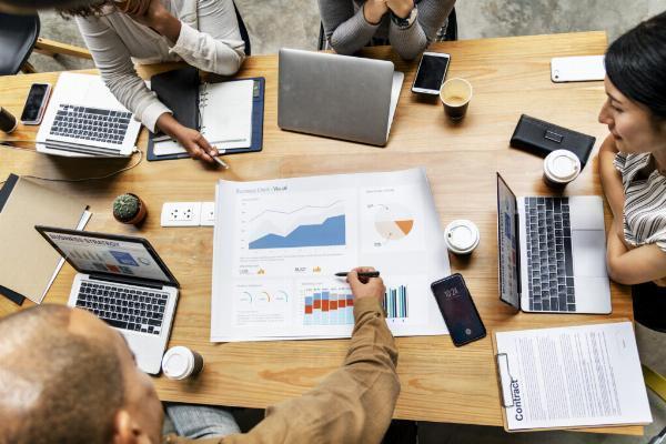 What is Aggressive Marketing? Key Tactics and Techniques
