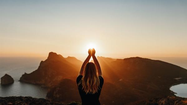 Spiritual Readings and Energy Love Healing: A Path to Inner Peace and Transformation