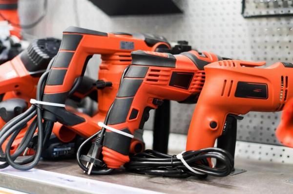 7 Power Tools that Will Make Your Renovation Project a Breeze