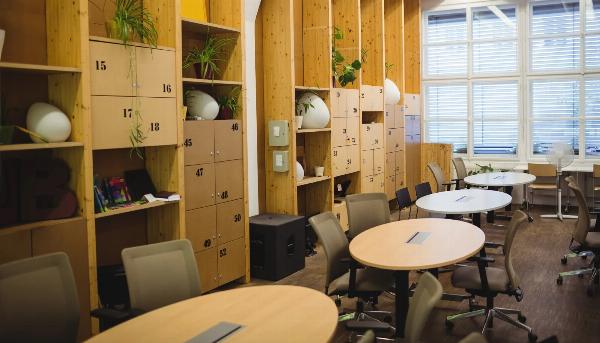 Tips to Enhance Your Productivity and Focus in a Coworking Space