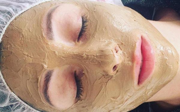 Transform Your Skin with Cosmelan Peel: The Ultimate Solution for Hyperpigmentation and Ageing Signs