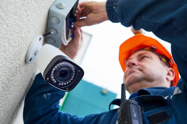 Why Security Cameras Are Critical for Leading Security Companies