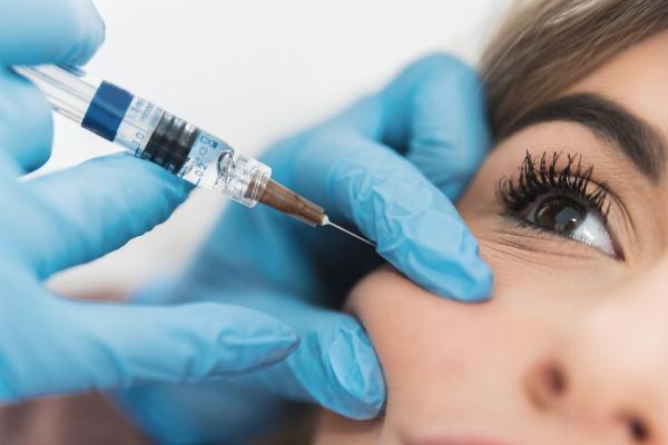 Mastering the Art of Facial Contouring with Cheek Augmentation