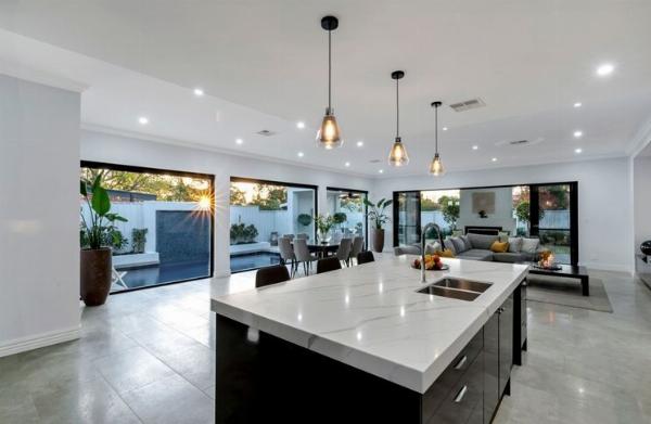 Revamp Your Outdated Kitchen: Transform It into a Gorgeous Space