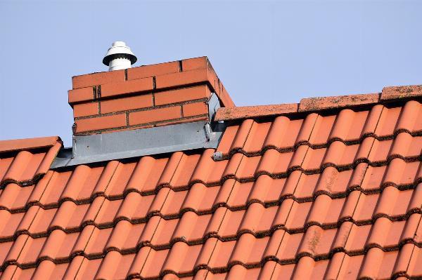What to Do During a Roofing Emergency in Portland
