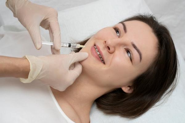 Skin Booster Injections for Oily Skin: Balance and Rejuvenation