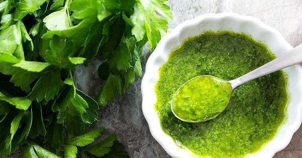 Parsley Oil Processing Plant Setup Report 2024: Cost, Industry Trends and Business Opportunities