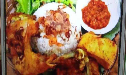 The Perfect Spicy Dish to Enjoy is Ayam Penyet