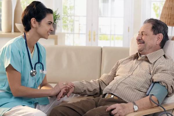 Top Challenges and Solutions for Senior Citizen Care in India
