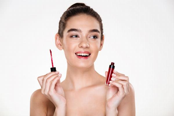 How to Choose the Perfect Lip & Cheek Tint Shade for Your Skin Tone