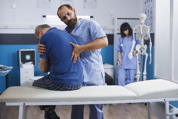 The Importance of Spine Rehabilitation for a Healthy Back in Las Vegas