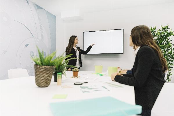 Investor Outreach Service: A Key Strategy for Securing Funding