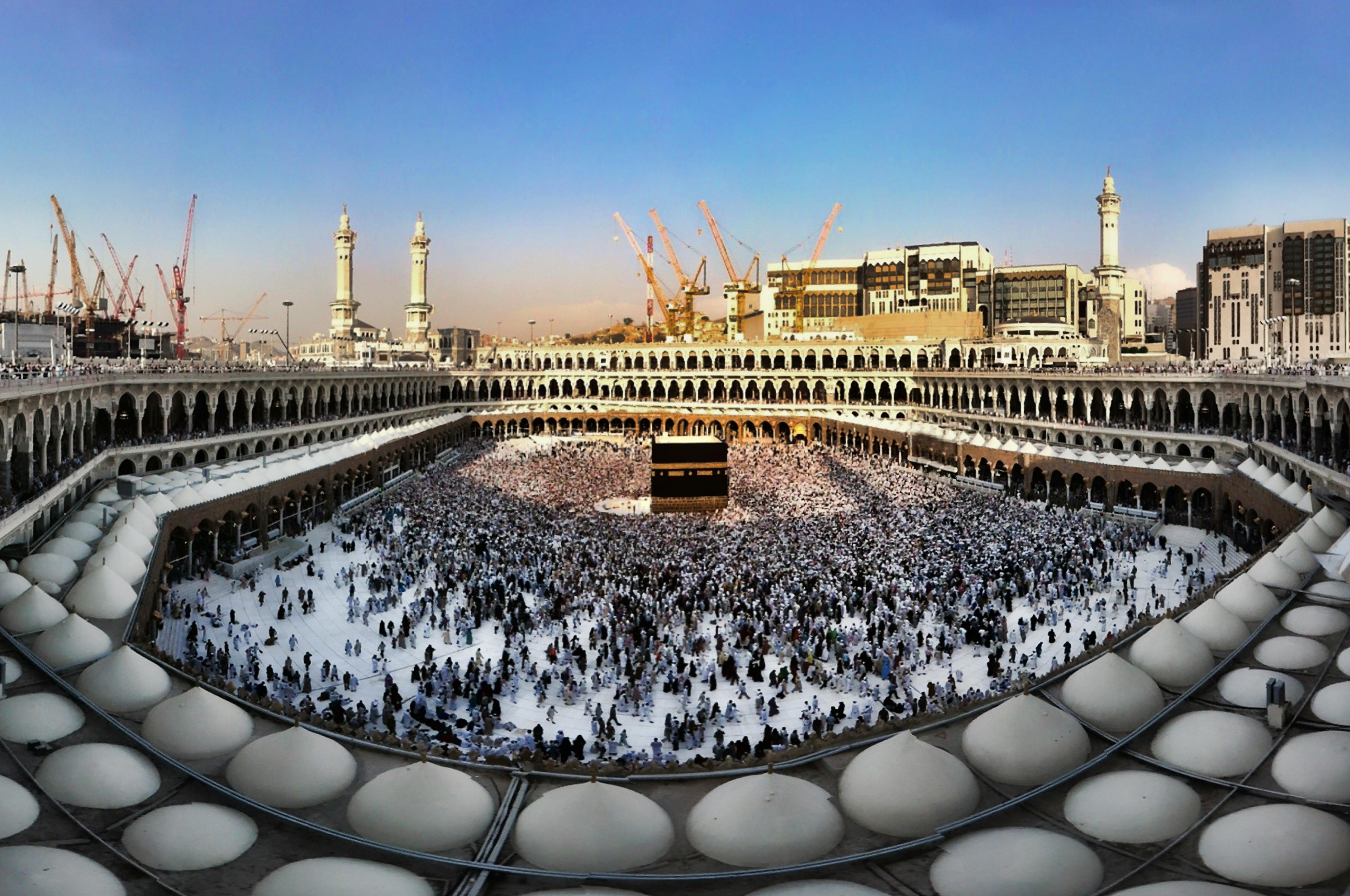 Best Packages for Umrah: Quality Services at Great Prices