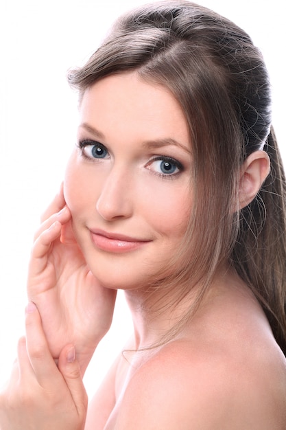 Glowing Skin Goals: Mastering Hydrafacial Discounts