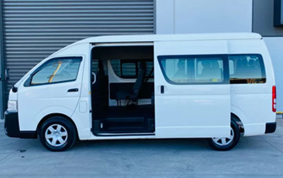 Airport Shuttle Bunbury: Minivans, Minibuses, and Larger Buses for Your Travel Needs