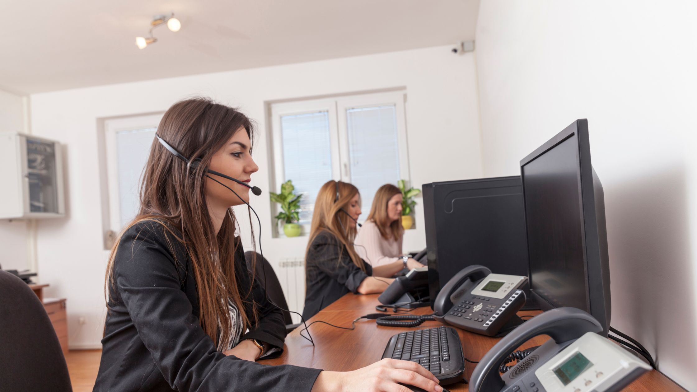 Key Advantages of Outsourcing Your Customer Support