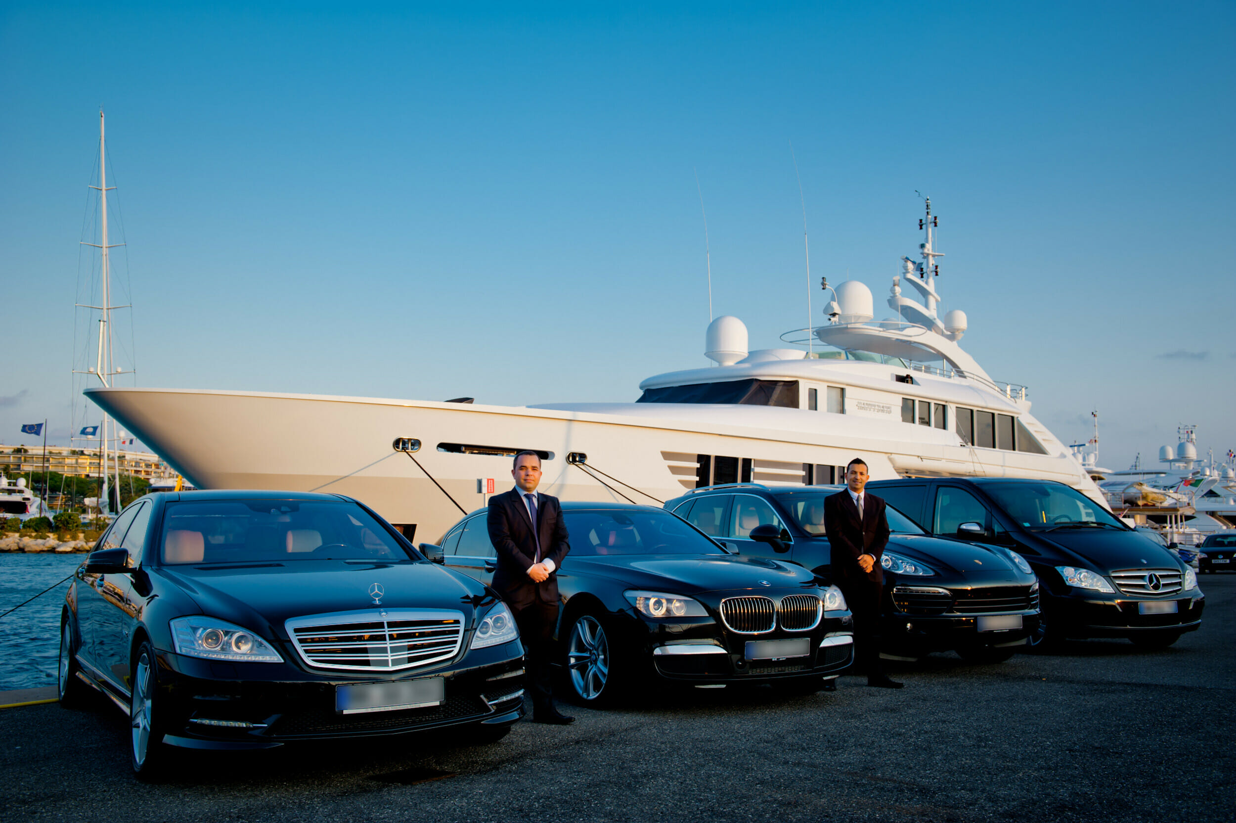 Premium Luxury Airport Transfers Manchester: Travel in Style and Comfort